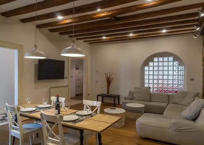 Apartment Hadithi Trieste, Tra Le Rive E Piazza Unita